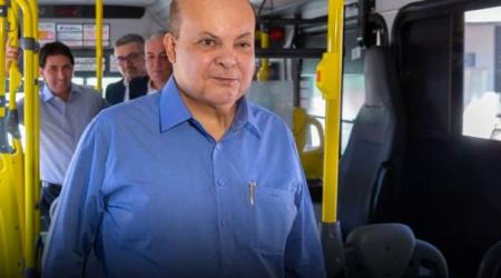Vai de Graça: Ibaneis assina decreto de gratuidade no transporte público