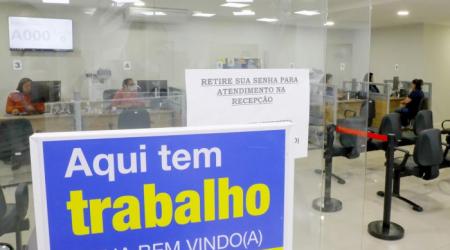 DF tem 1.206 vagas de emprego com salários de até R$ 3,5 mil nesta segunda (17)