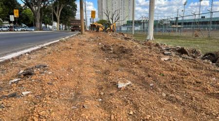 Com apoio da Administração do Gama, novas calçadas estão sendo construídas em vários pontos da cidade